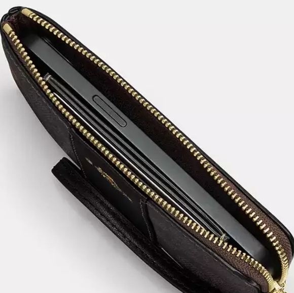 COACH HALLOWEEN WRISTLET - Picture 5 of 9